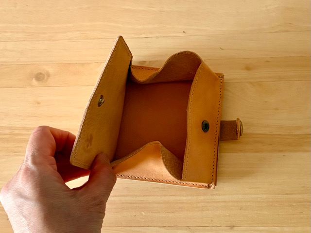 ボックス型の小銭入れ