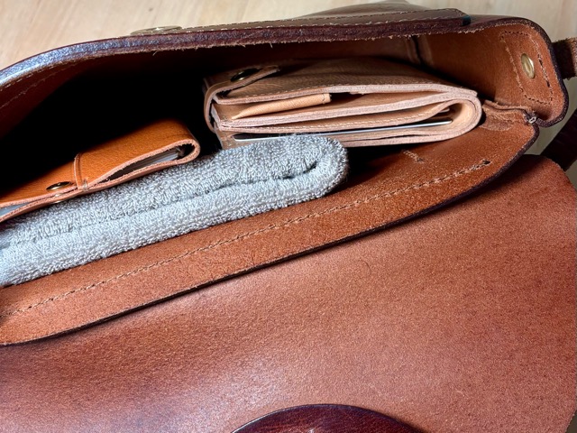 小さなバッグにも入る