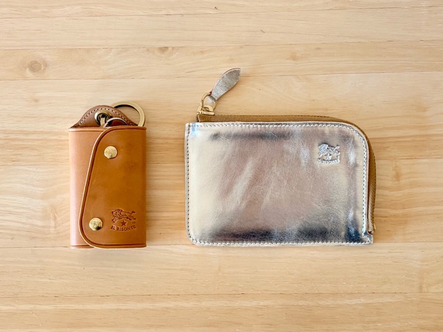 イルビゾンテ キーケース（ヌメ）×シルバー